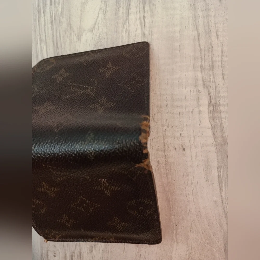 Louis Vuitton Monogram Canvas Leather Bifold Wallet